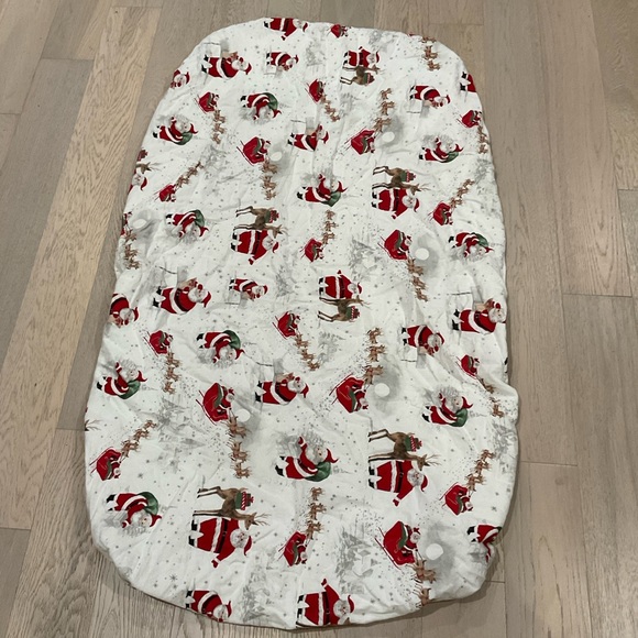 Pottery Barn Kids Other - Pottery Barn Kids Fitted Christmas Crib Sheet and Santa duvet cover